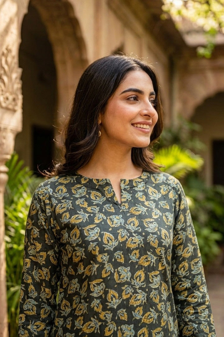 Mahveen - Printed Lawn 2 Piece